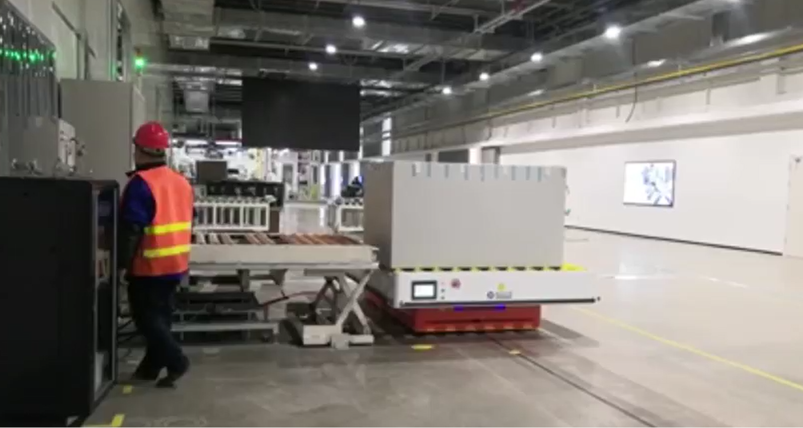 3噸重載AGV搬運(yùn)小車(chē)應(yīng)用